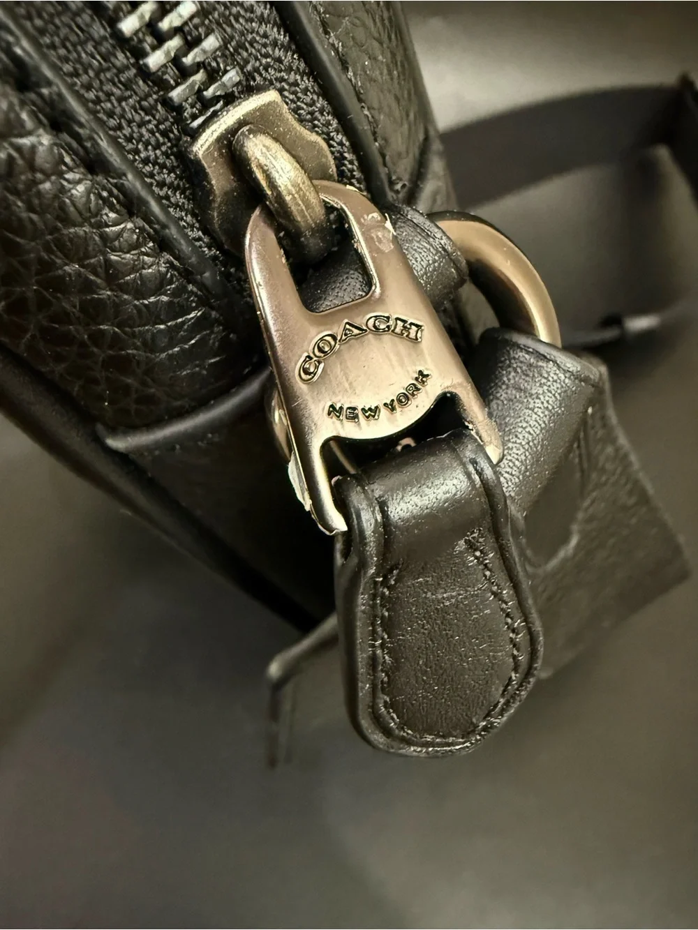 COACH CAT81 Black Solid Refined Pebbled Leather Sullivan Compact Men’s Crossbody